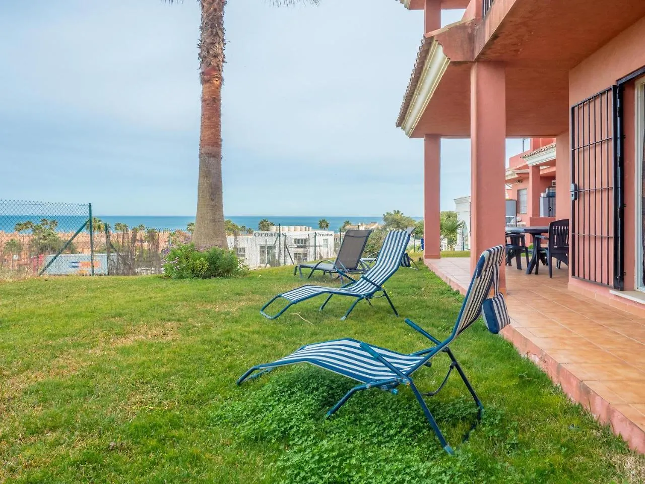 2111-Beautiful Groundfloor With Garden Sea View Apartment Manilva